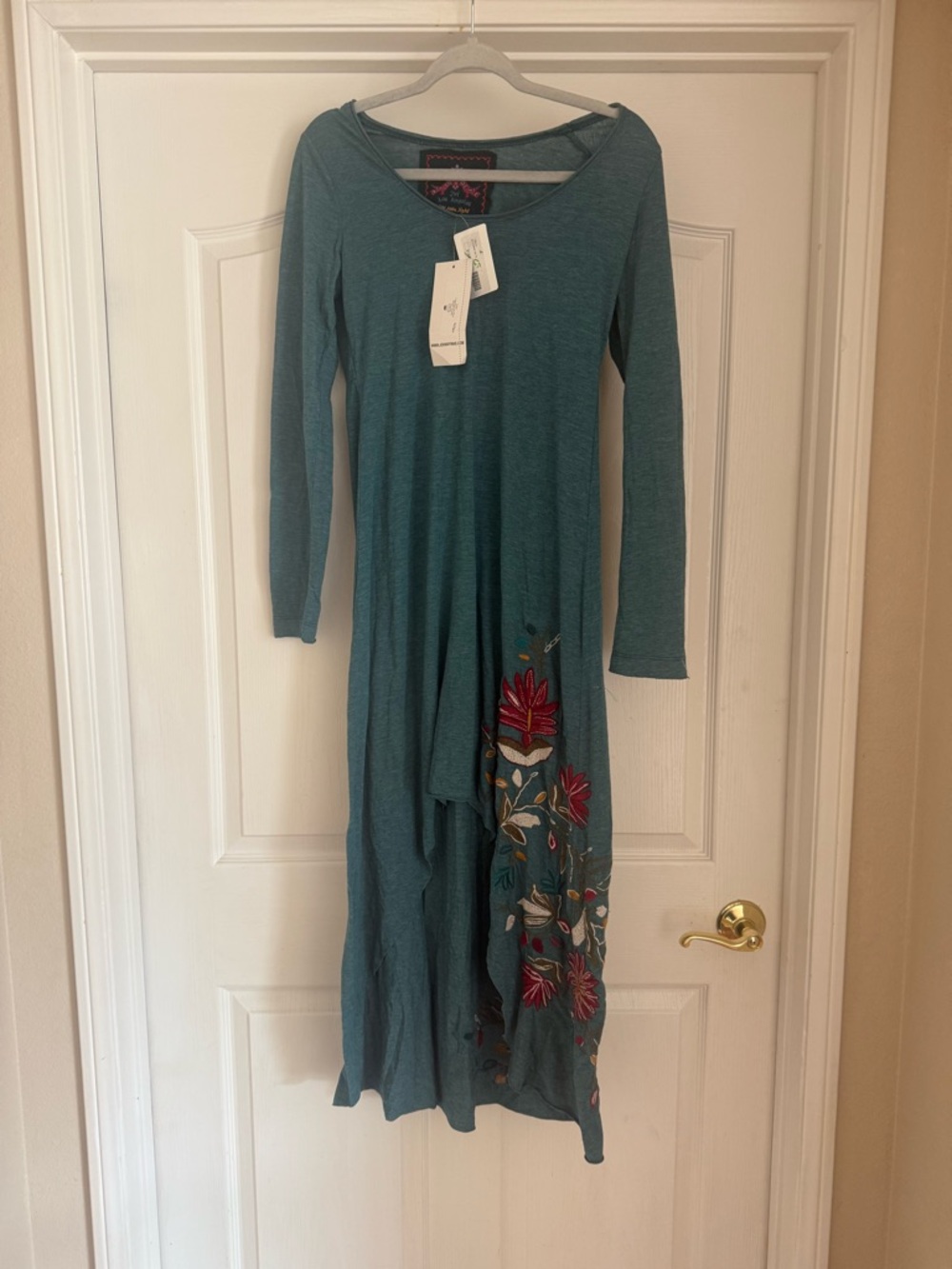 Johnny was Teal Long-Sleeve Floral Embroidered Maxi Dress